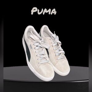 Puma Men's Cream and Black Sneakers